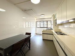 Blk 226 Serangoon Avenue 4 (Serangoon), HDB 4 Rooms #569298371